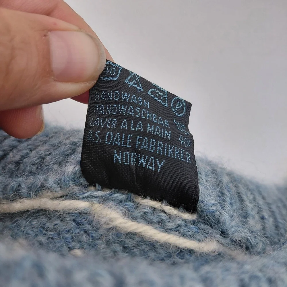 Vtg Dale Of Norway 100% Wool Mens M Sweater Crew Neck Blue Nordic Fair Isle
